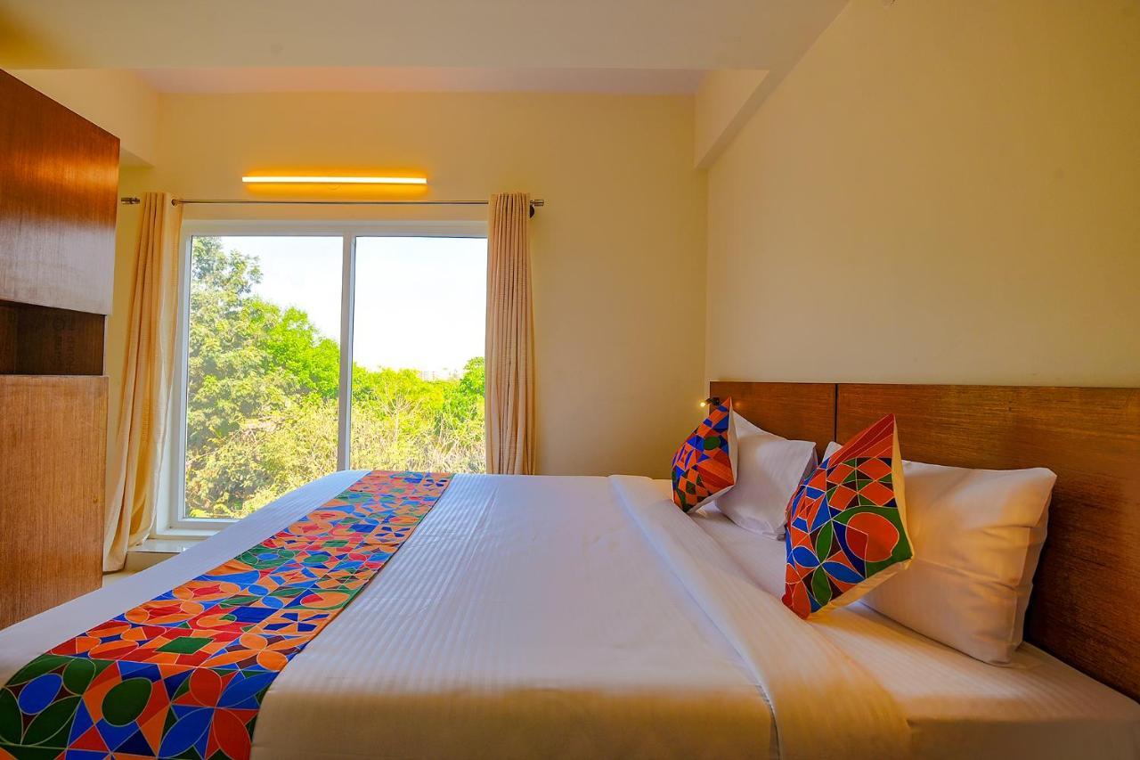 Fabhotel Gr Lake View - Btm Layout Bengaluru Kültér fotó